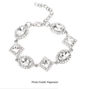 NWT Paparazzi Geometric Rhinestone Bracelet